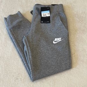 Girls Nike joggers size M